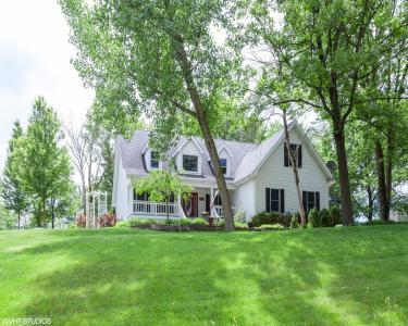 House Sitting in Marseilles, Illinois